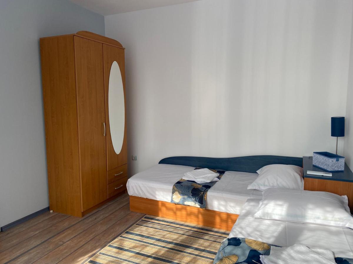 First Line On The Beach Cosy Sea Paradise Apartments Kavarna Bagian luar foto