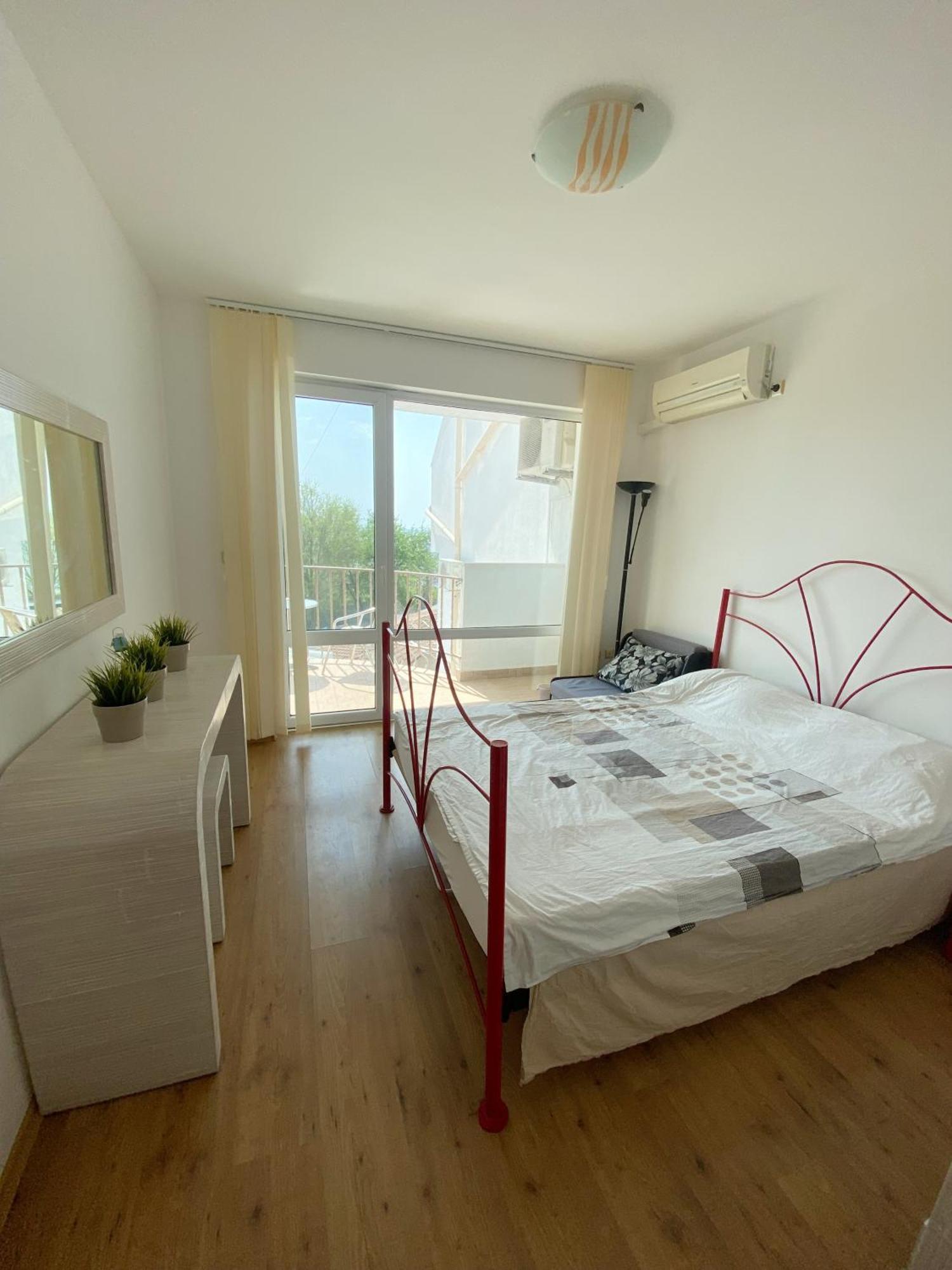 First Line On The Beach Cosy Sea Paradise Apartments Kavarna Bagian luar foto