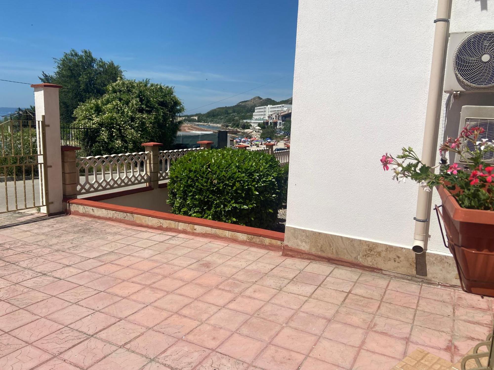 First Line On The Beach Cosy Sea Paradise Apartments Kavarna Bagian luar foto