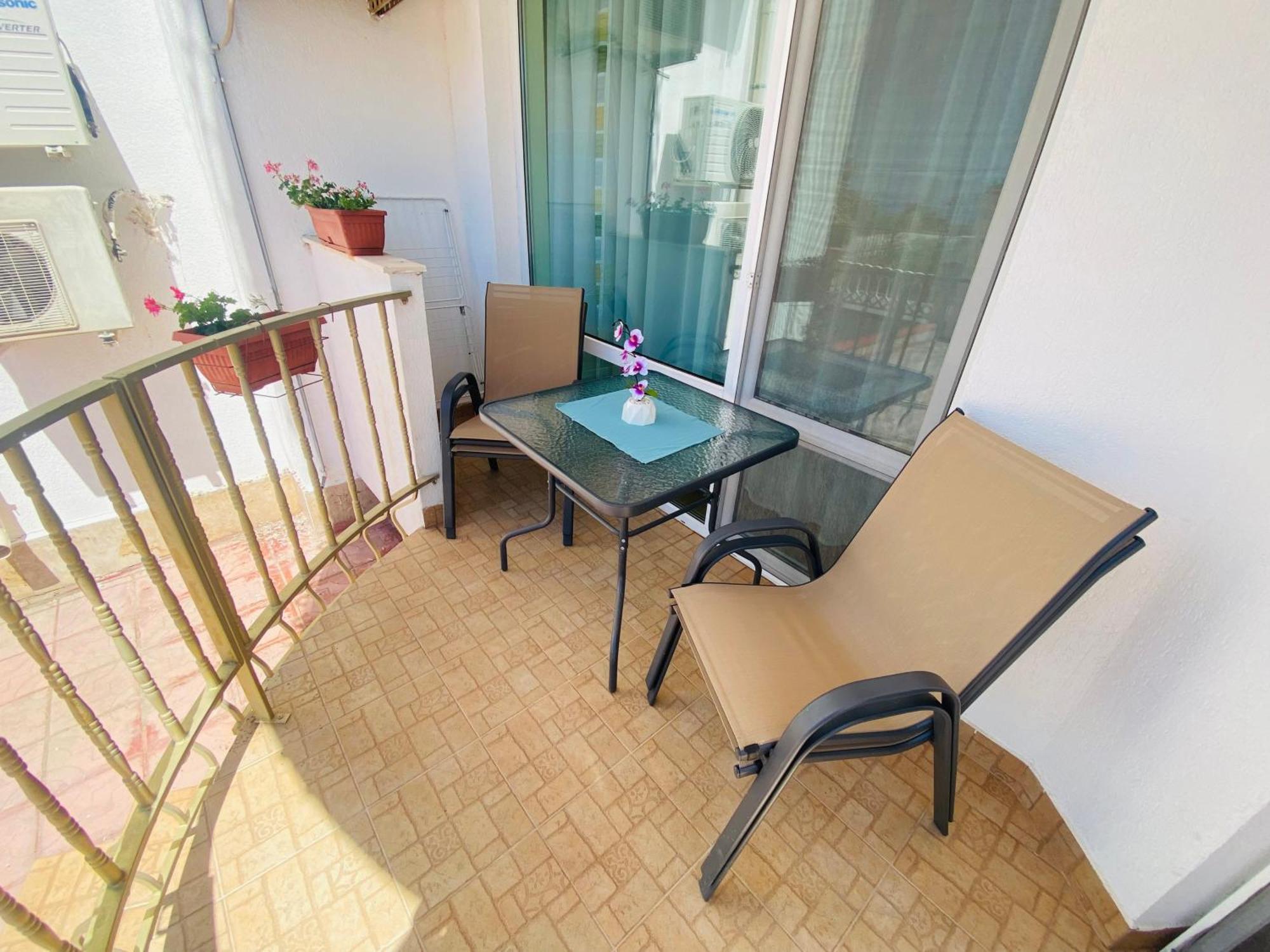 First Line On The Beach Cosy Sea Paradise Apartments Kavarna Bagian luar foto